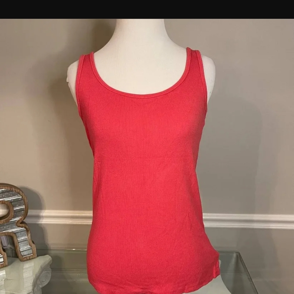 NWT CAbi Coral Ribbed Tank Top